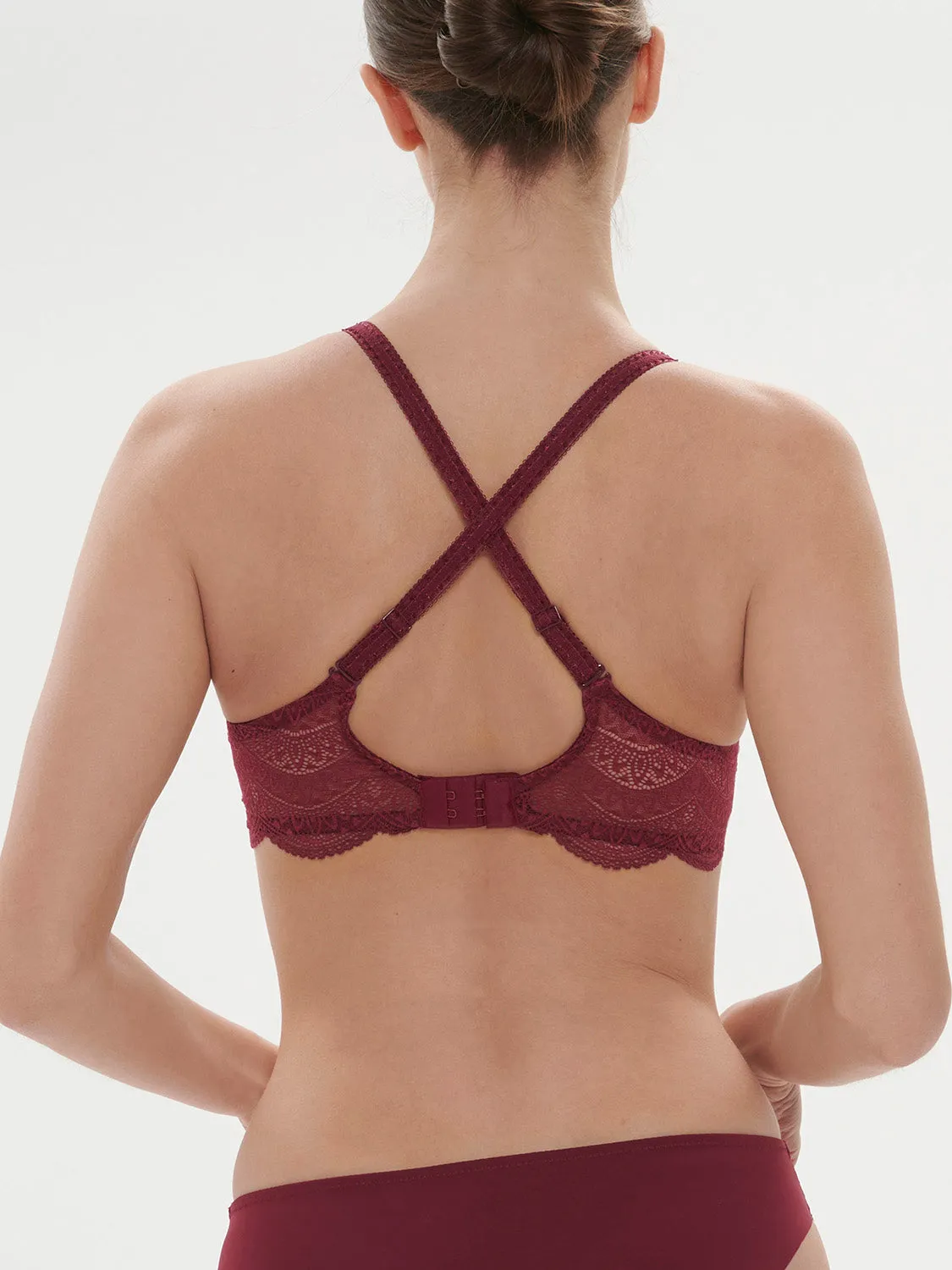 Karma Triangle 3D Demi - Spinel Red