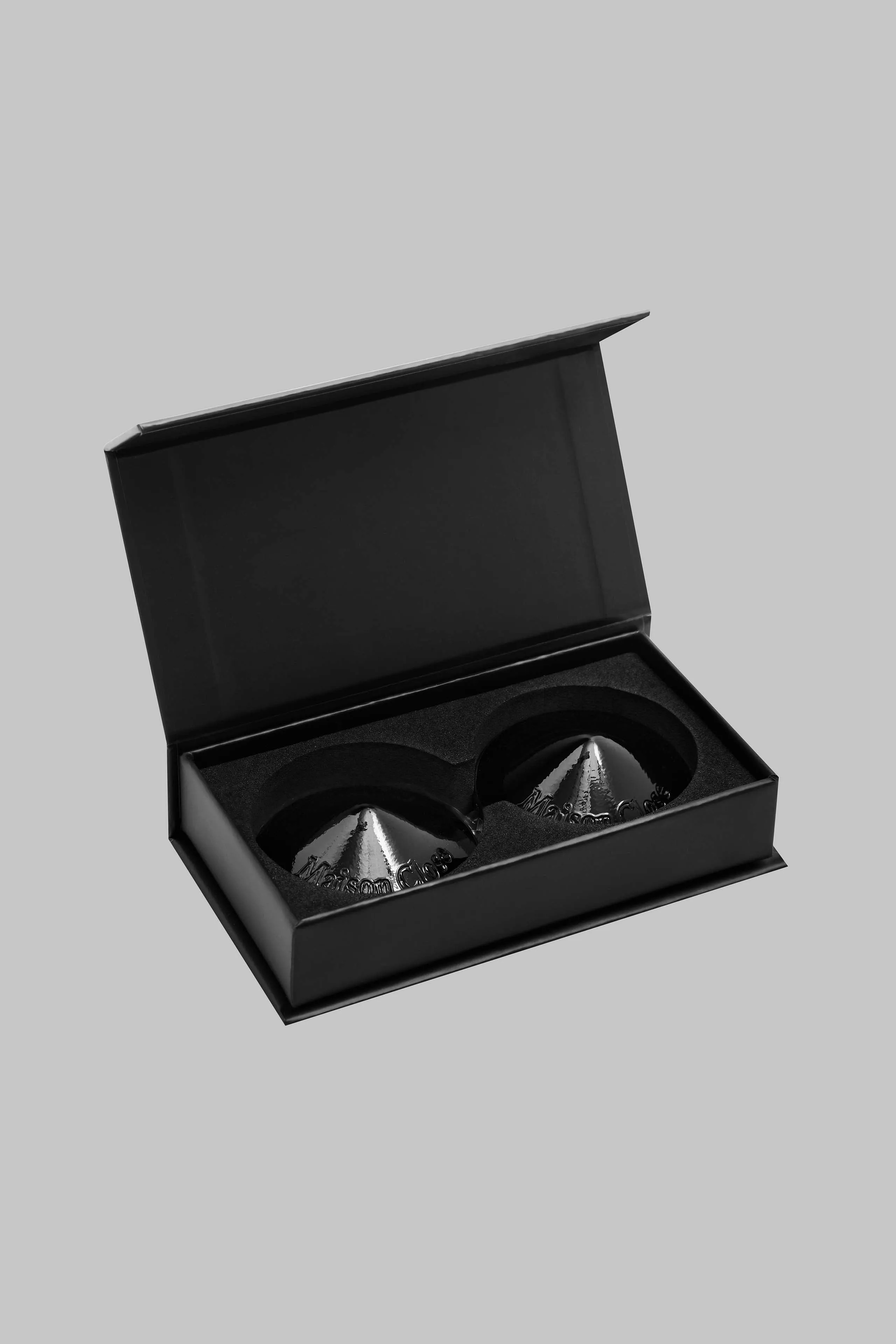 Patent leather nipple covers - Les Ftiches